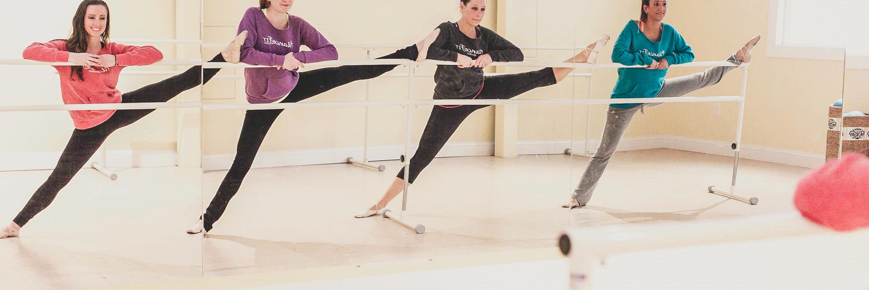 dFITstudio's profile banner image
