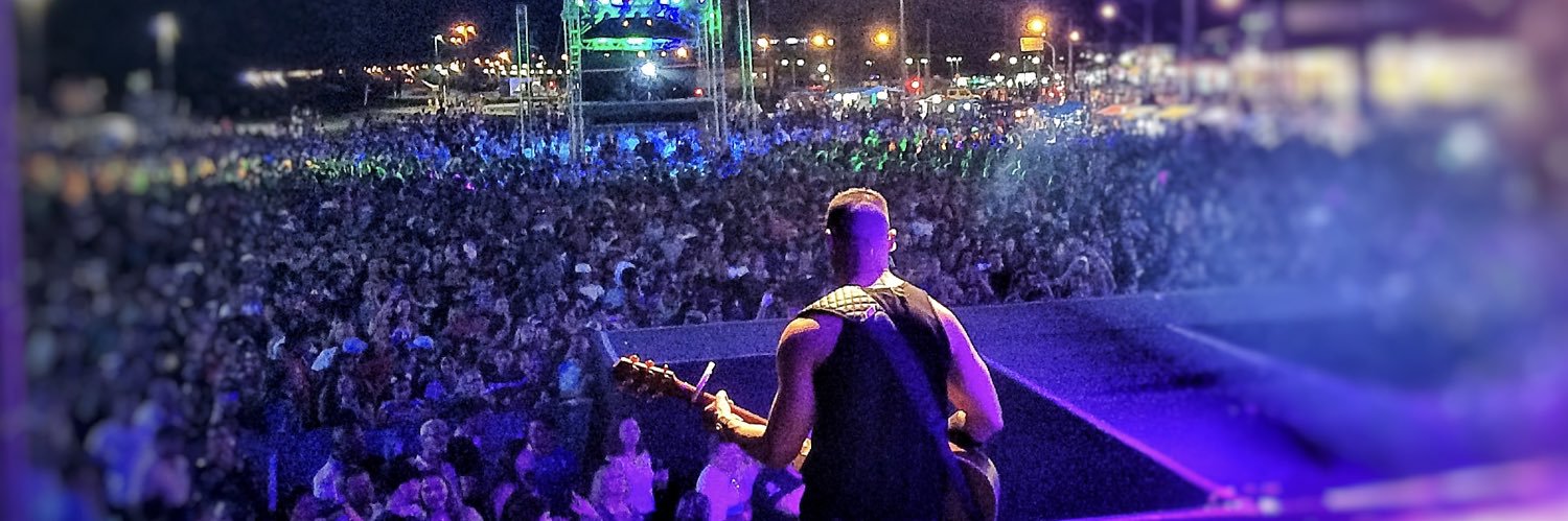 arthurclmoraes's profile banner image
