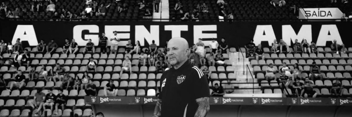 Lorena Amaro | Sofrendo pelo Galo banner