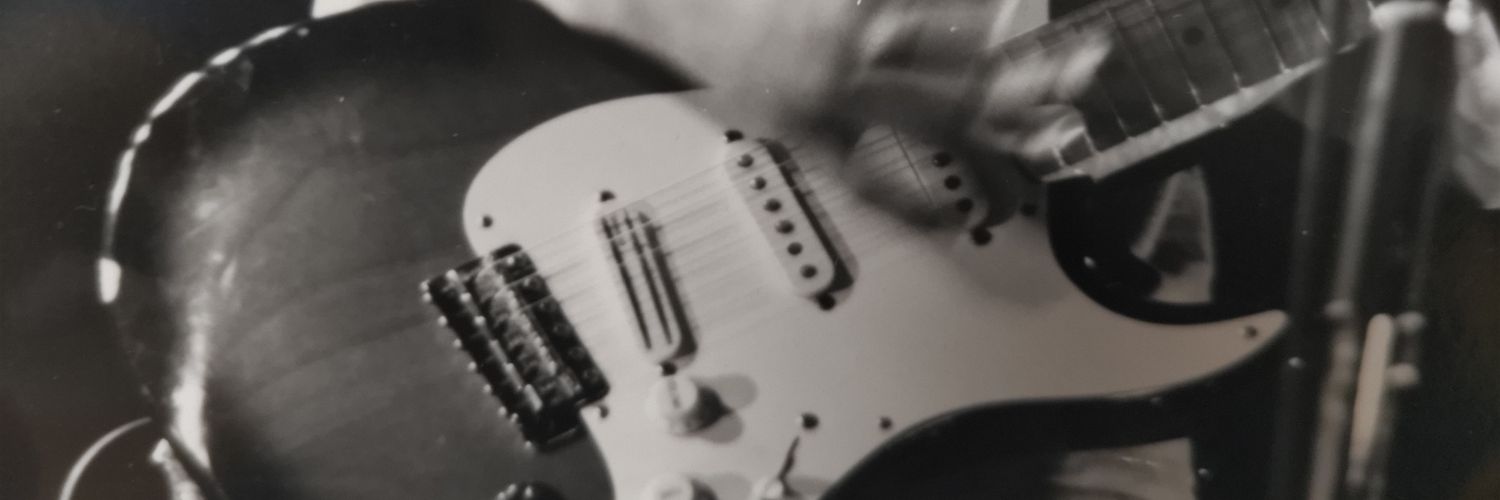 umezy's profile banner image