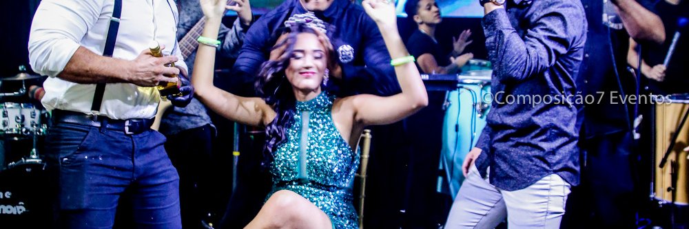 AnnePereira_'s profile banner image