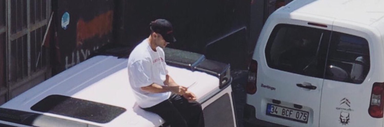 Canhür Aktuğlu banner