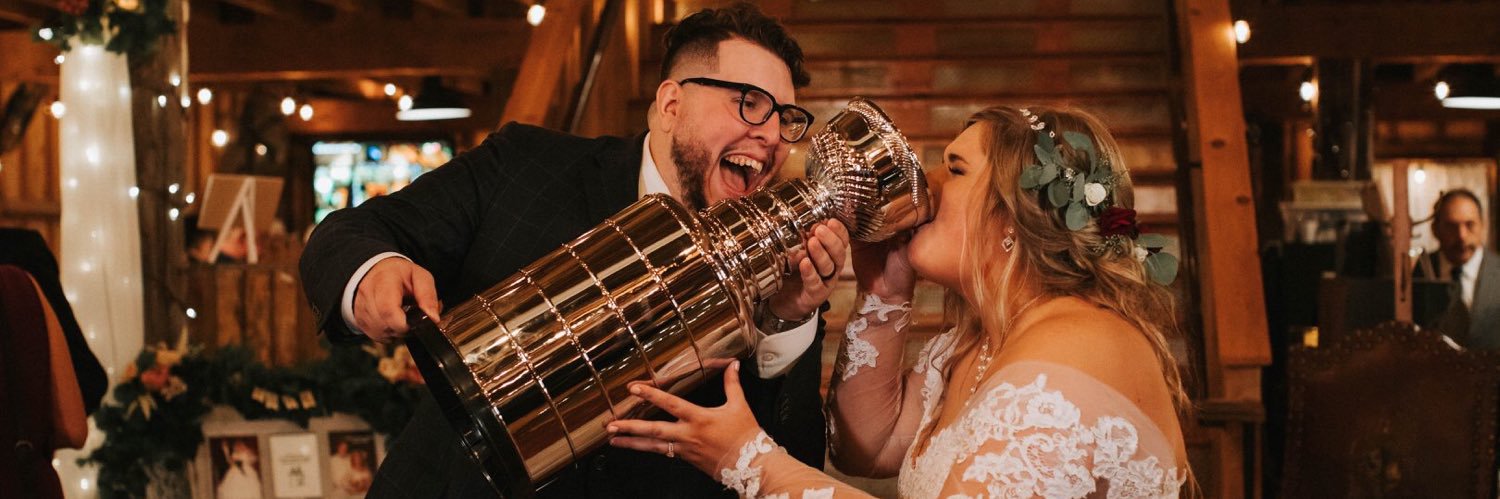 angelaalert's profile banner image