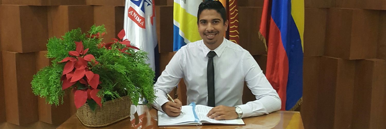 Julio Fernandez banner