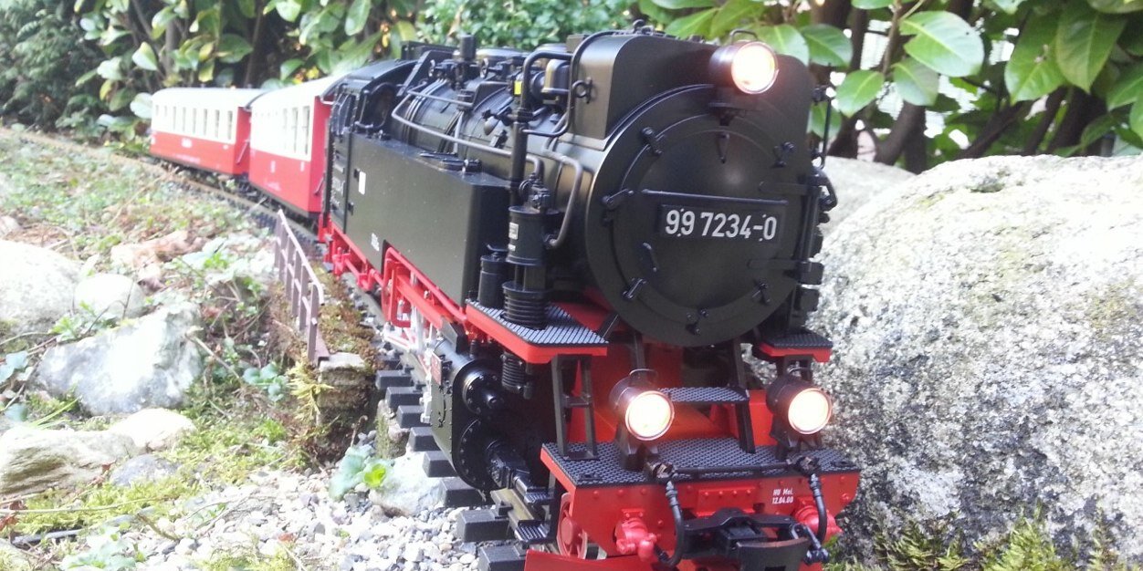 avdalen's profile banner image