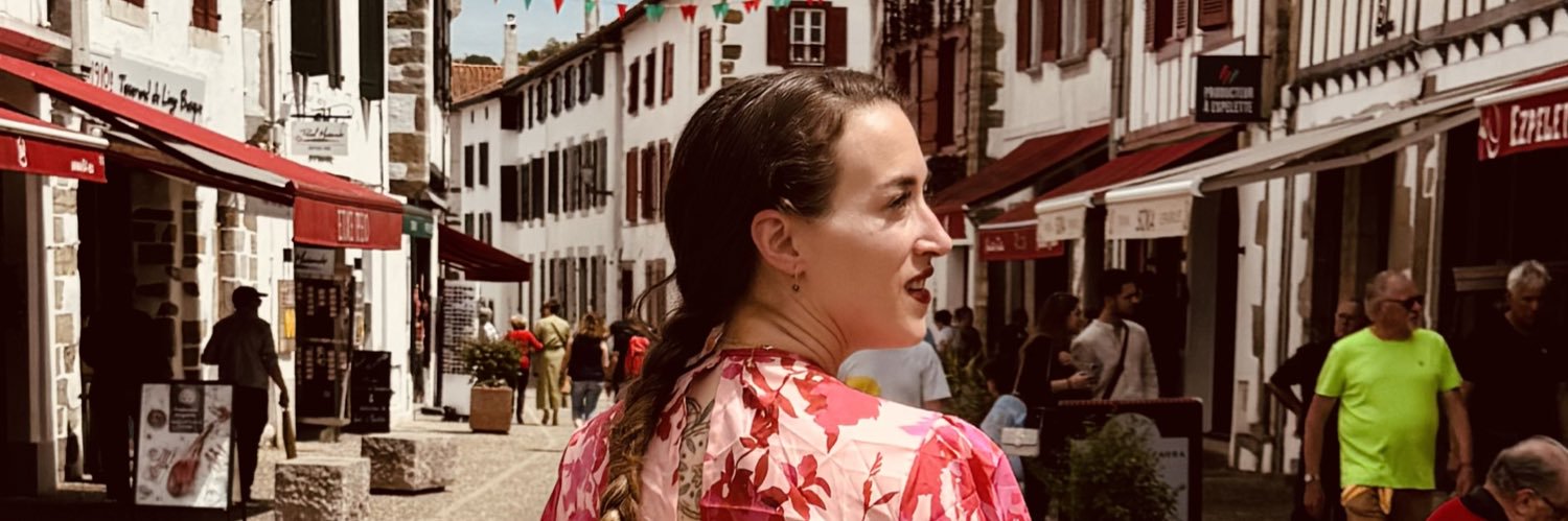 klara168's profile banner image
