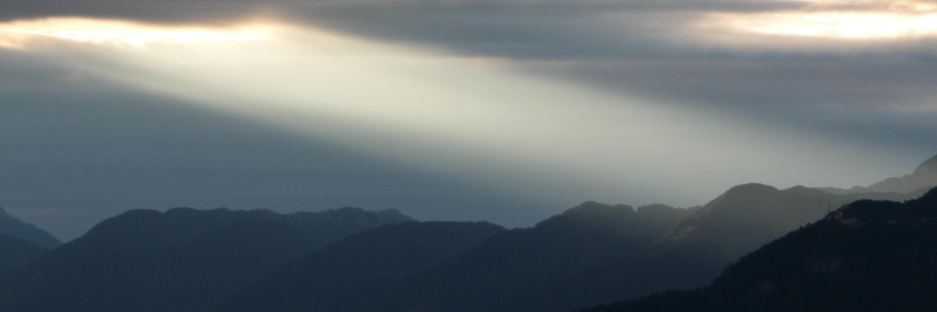 madmicha's profile banner image