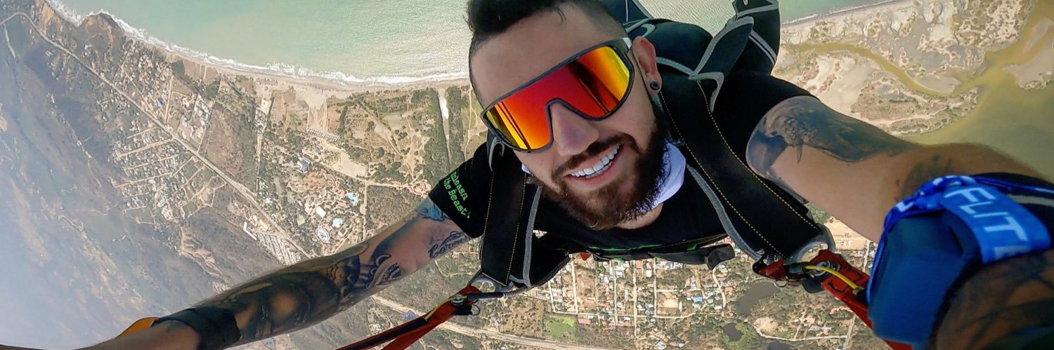 Andres ♛ Martinez banner
