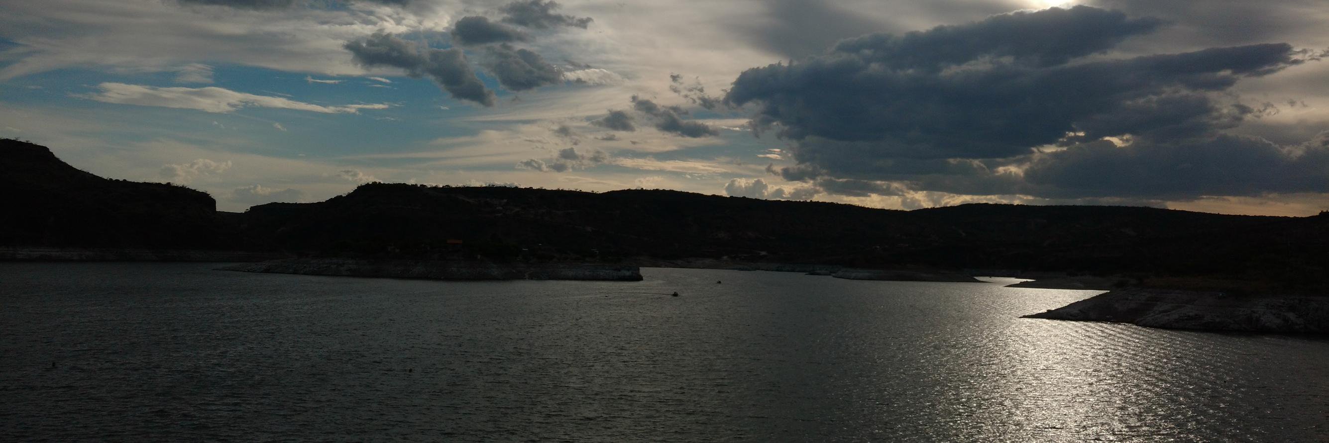 luis_hetor's profile banner image