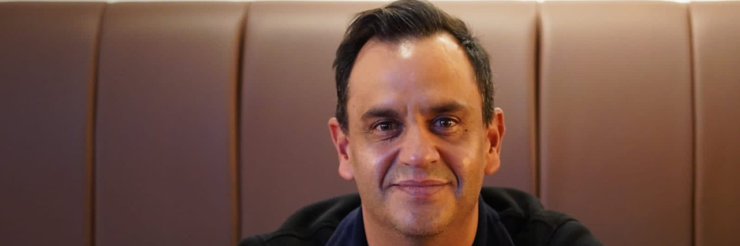 Santiherrera's profile banner image