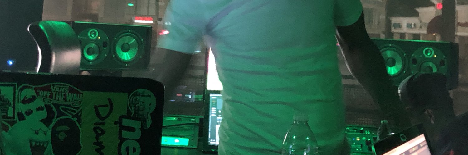 LoadedNyne's profile banner image