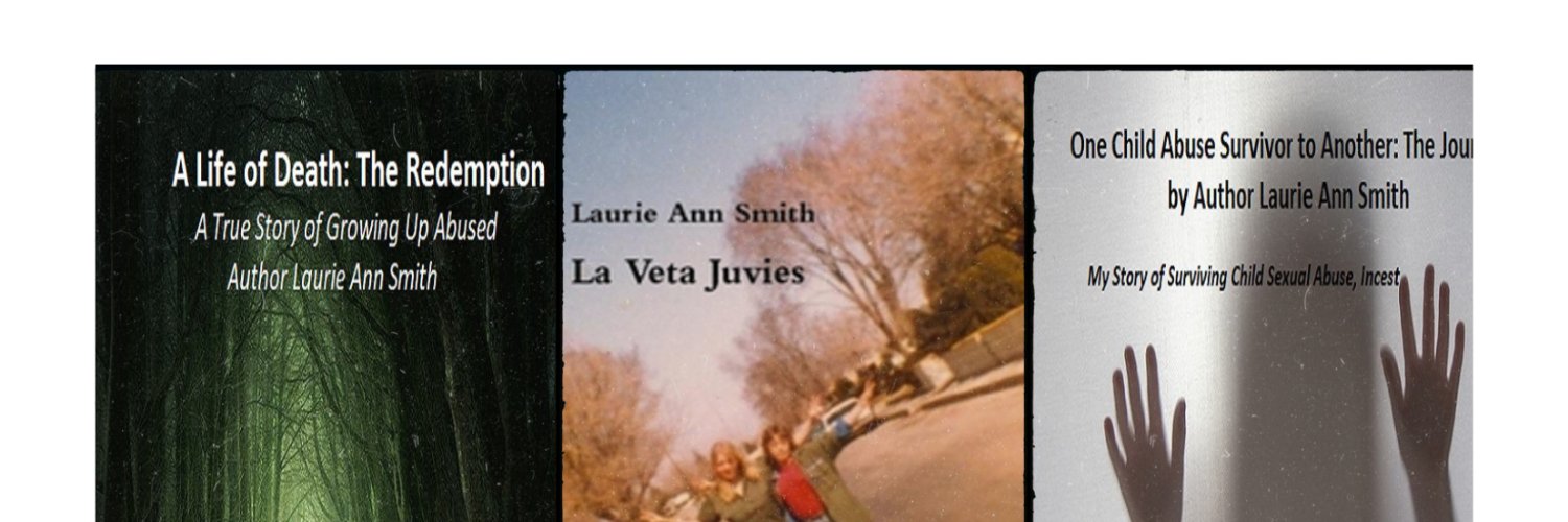 lausmi's profile banner image