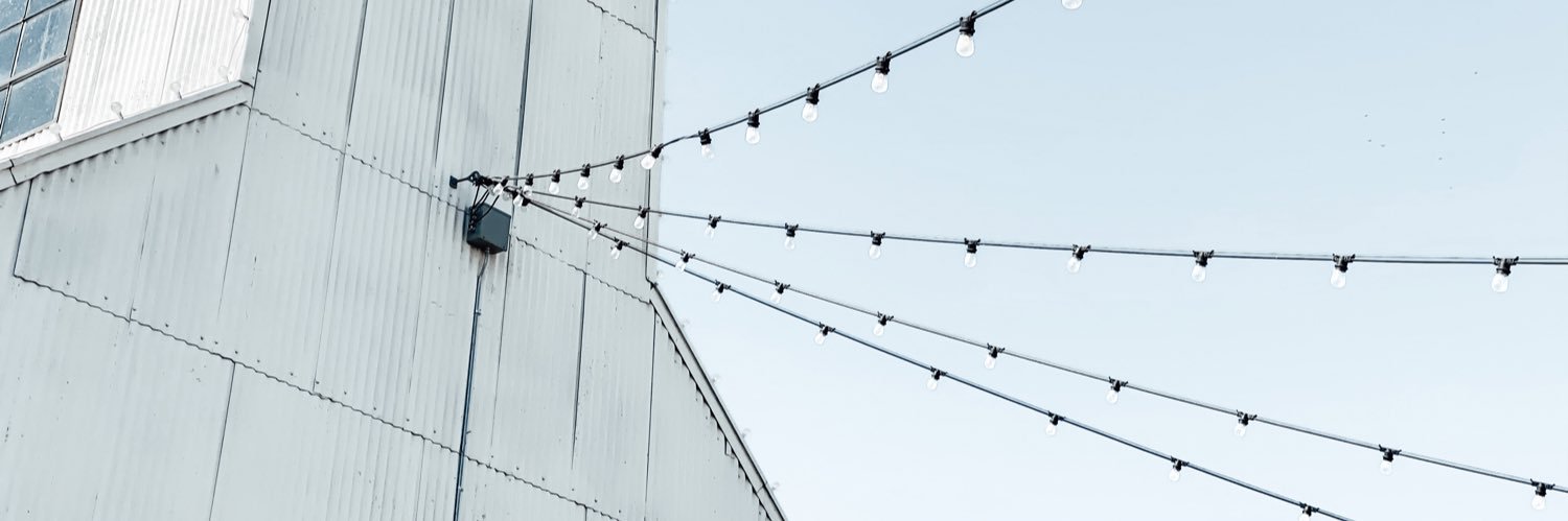 DeeBaeza's profile banner image