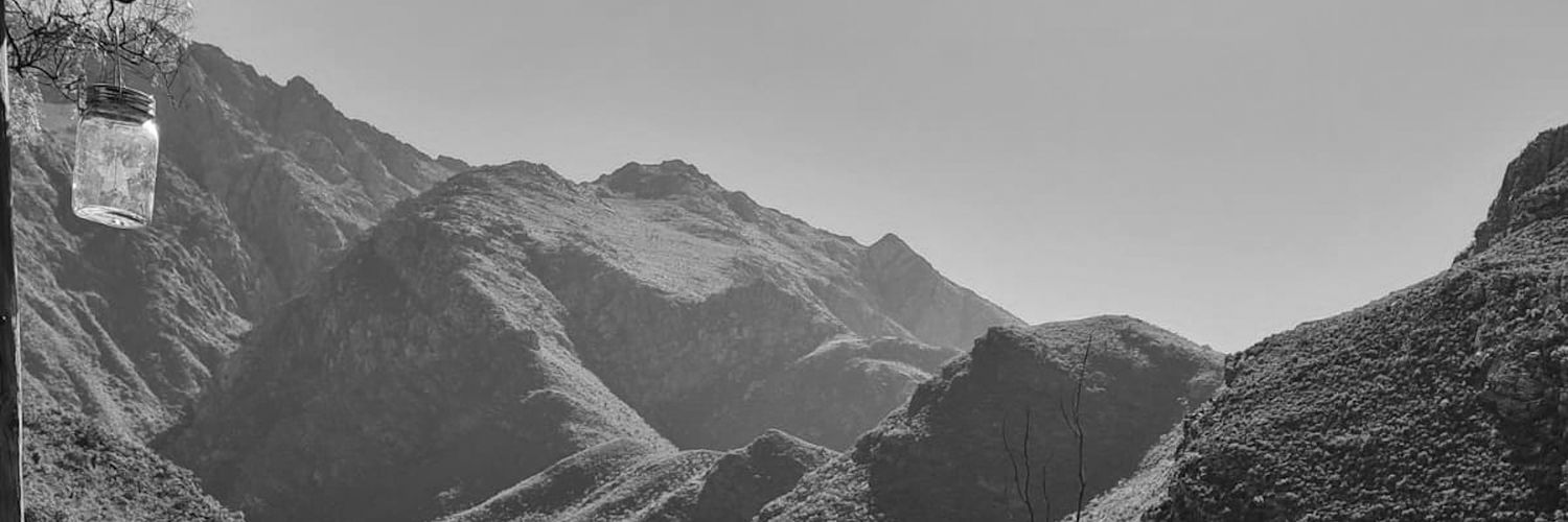 Ninavanibos's profile banner image