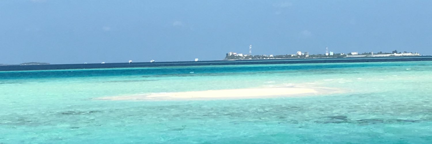 emirdinn's profile banner image