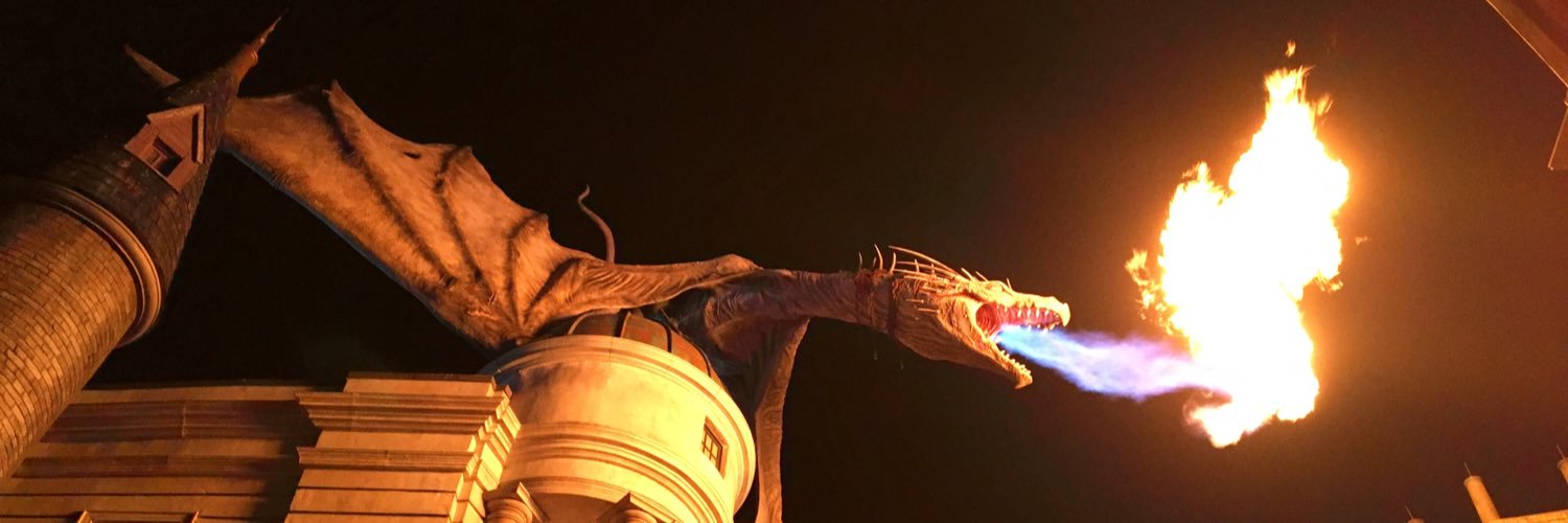 bibliophile89's profile banner image