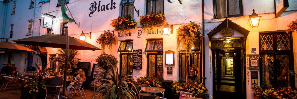 Black Boy Inn banner