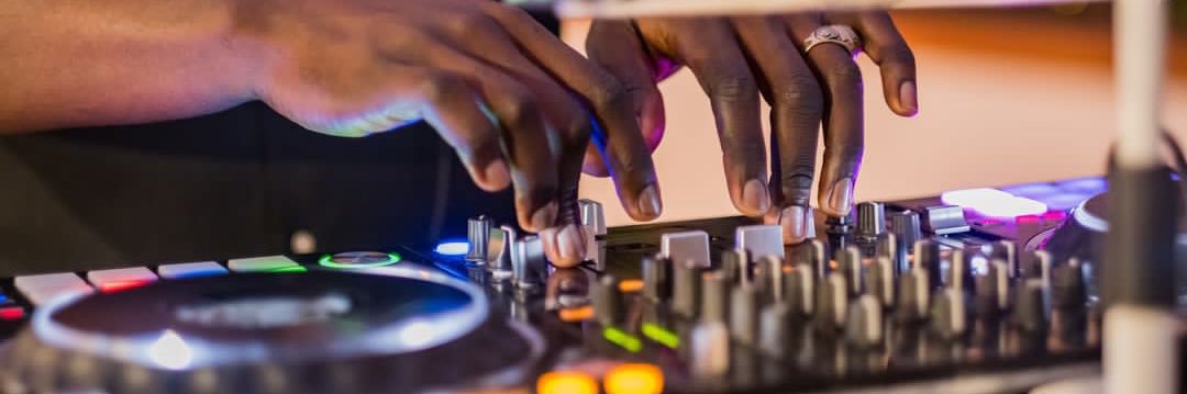 Tha-Tall-Griff'n banner