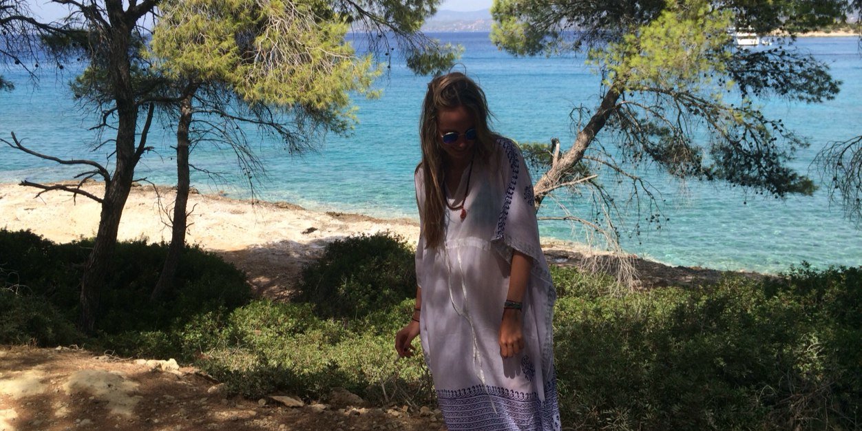 annekawq's profile banner image