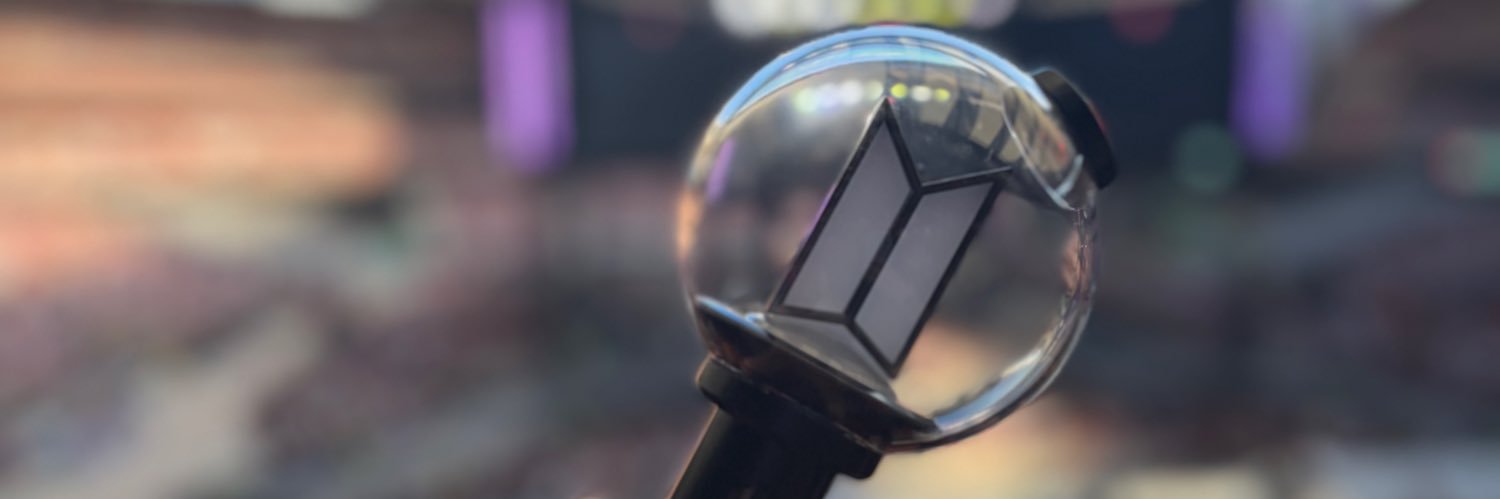moonlightagain's profile banner image