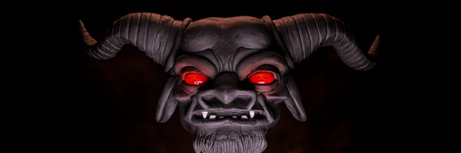 drakeredcrest's profile banner image