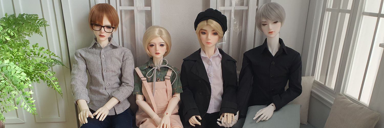 ตรงกลางข้างอี้ป๋อ ♡♡♡ banner