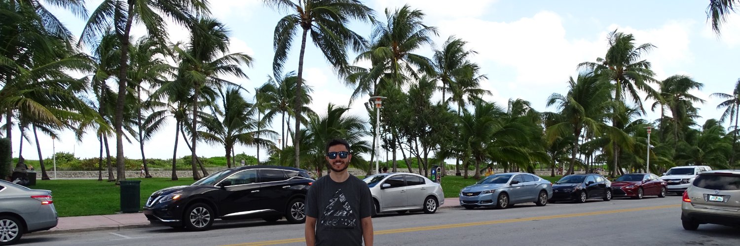 Héctor banner