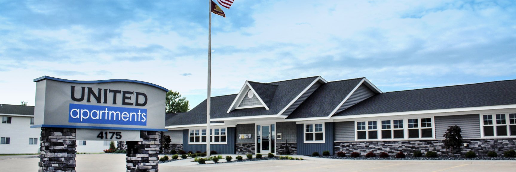 United Apartments banner