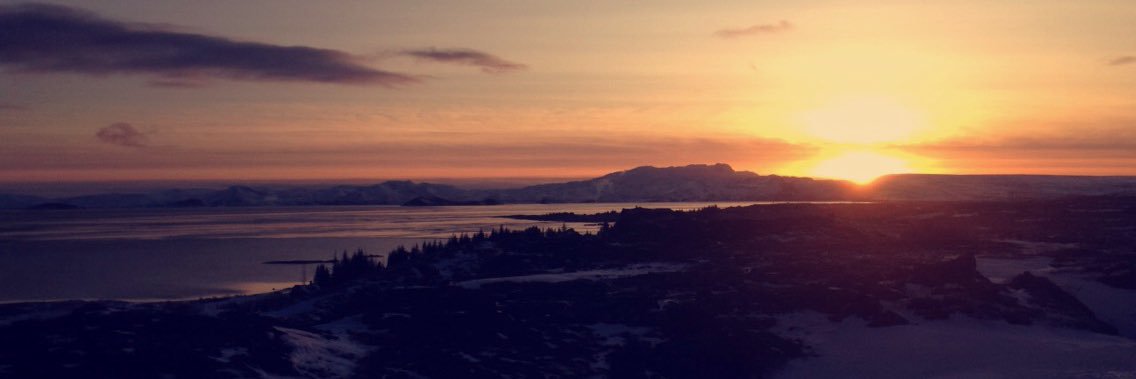 _AliSewell's profile banner image