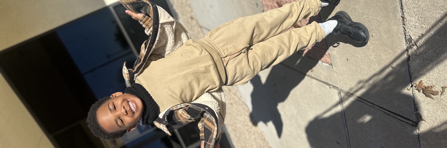 everythingkomo's profile banner image