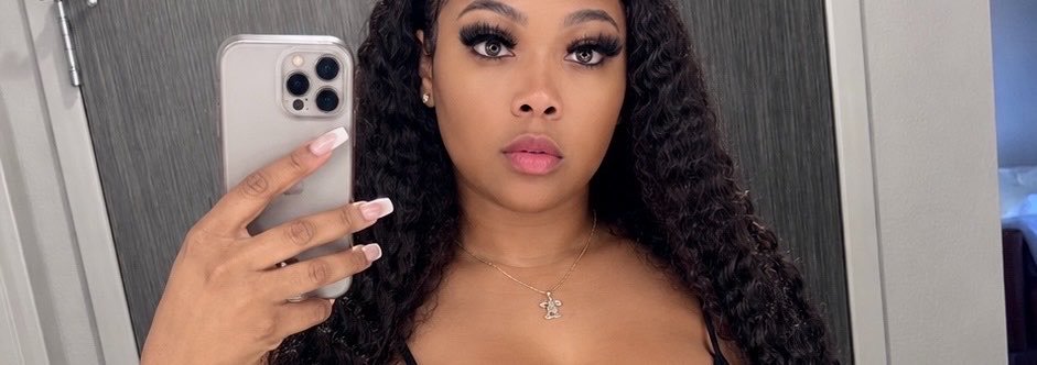 mz_buttascotch's profile banner image