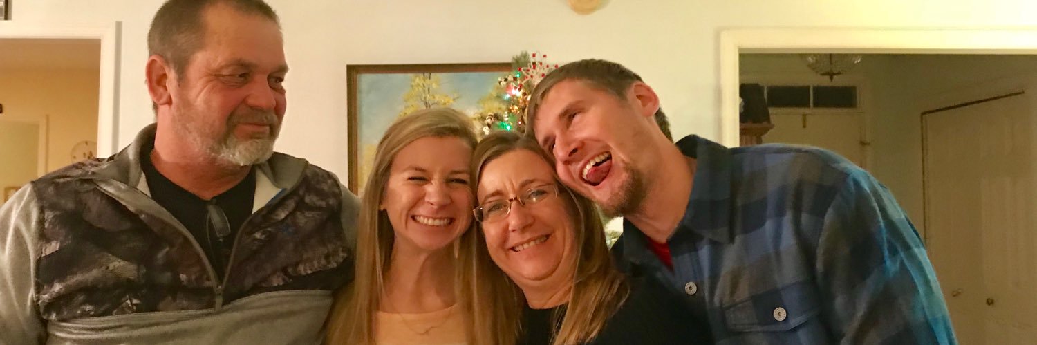taylorhanes_'s profile banner image