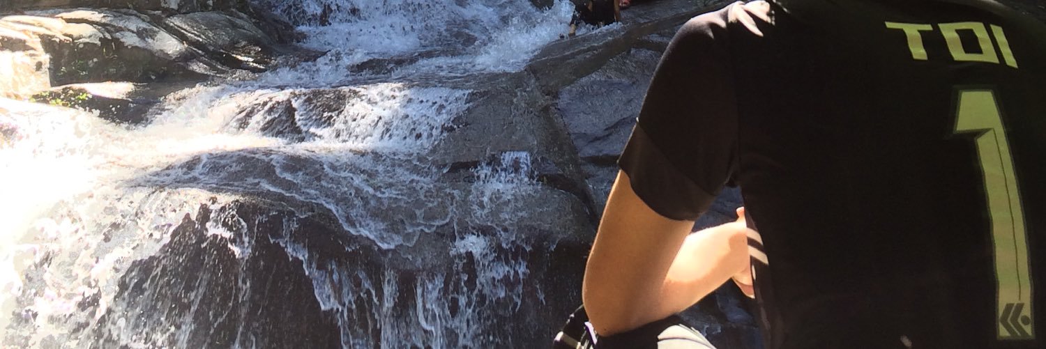 aimantoi's profile banner image