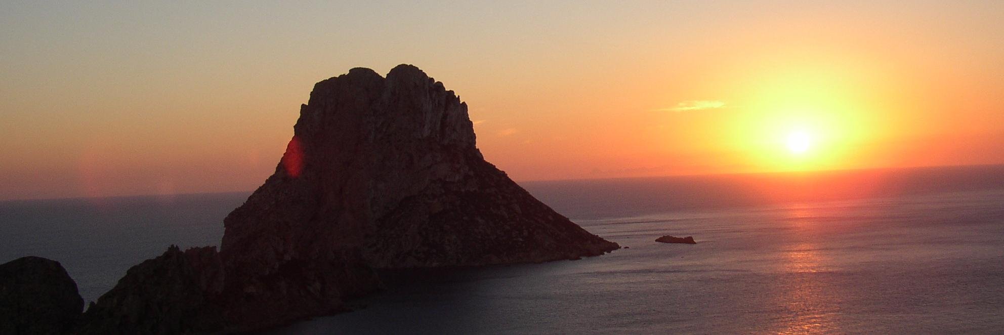 AyshenSafaoglu's profile banner image
