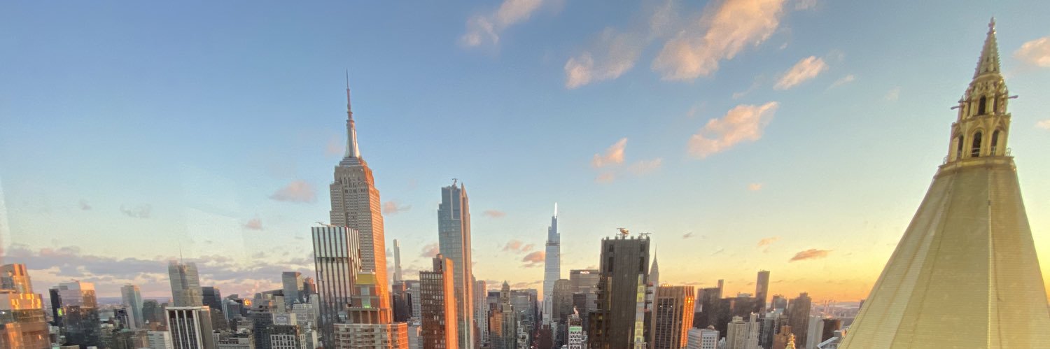 emer24's profile banner image