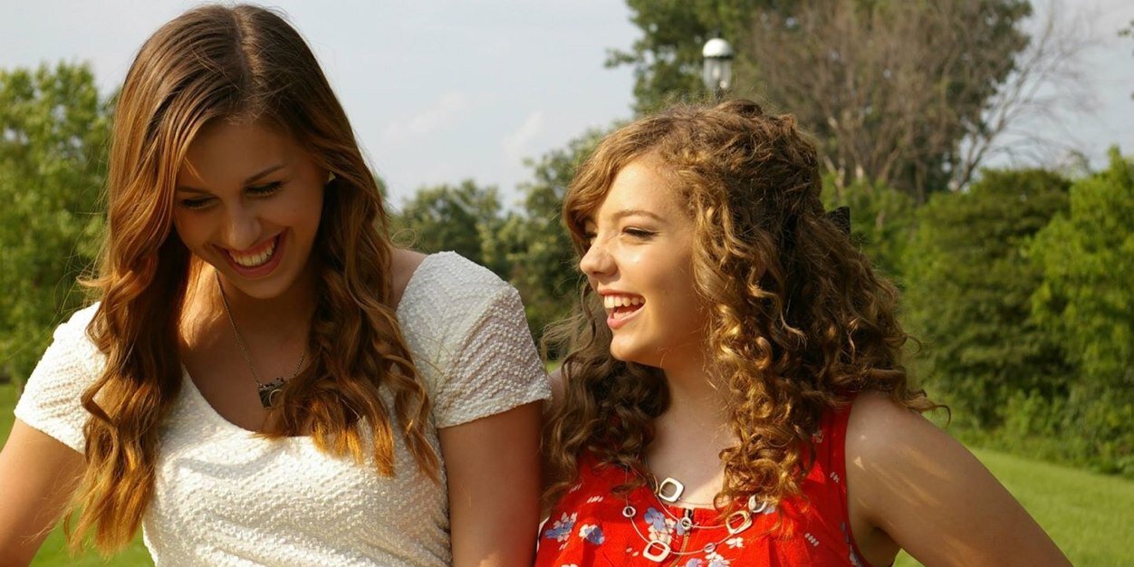 Ari_Anna_Rose's profile banner image