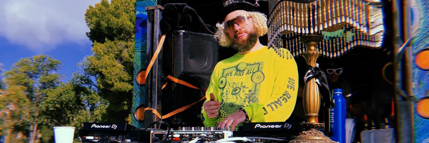 djweslight's profile banner image