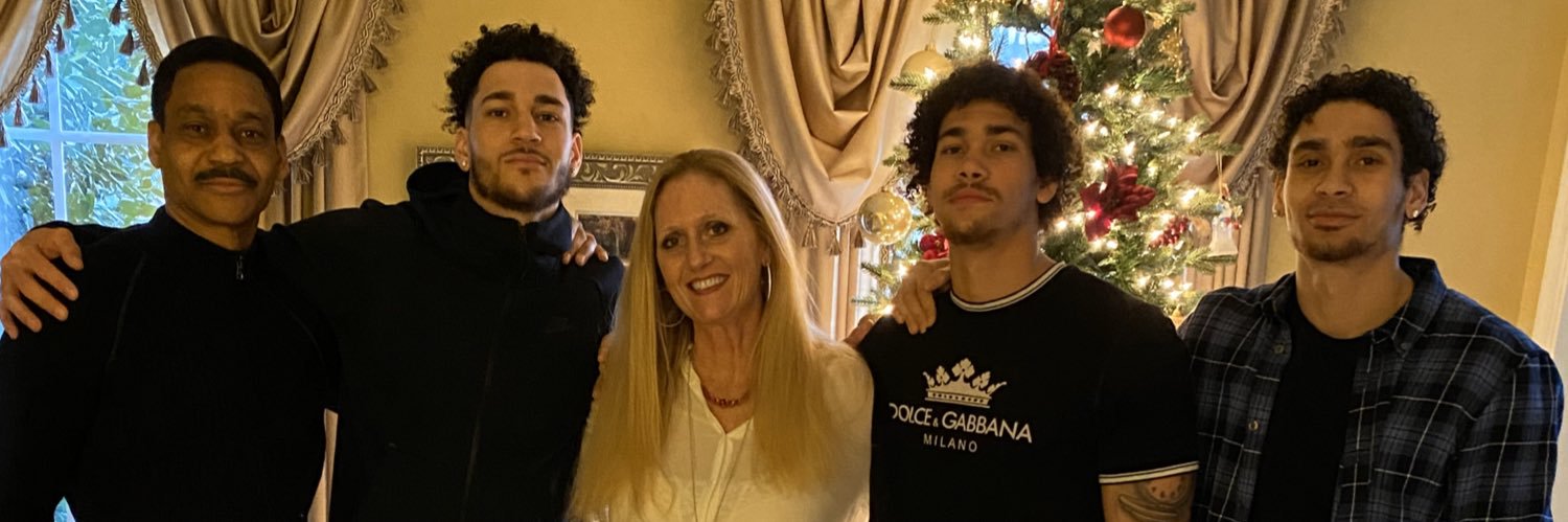 darlaje3's profile banner image