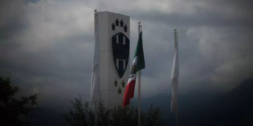 Alejandro banner