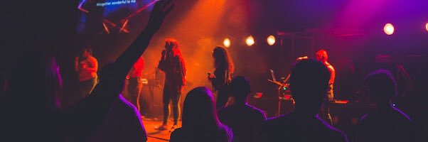 thevibehs's profile banner image
