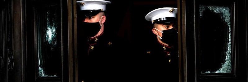 PT — banner