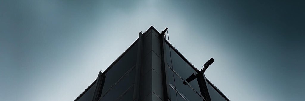 Travis banner