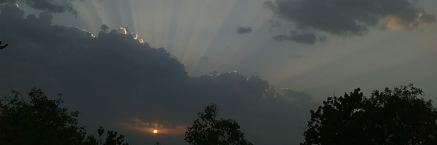 me_ratan's profile banner image