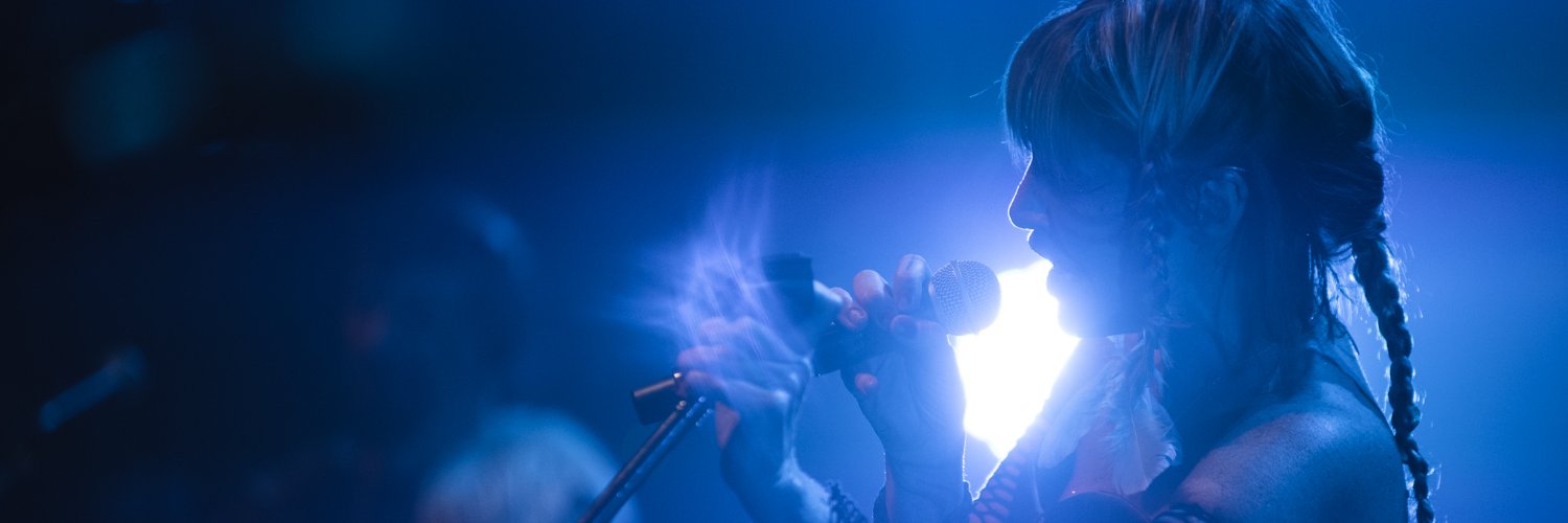 Fabiana Cantilo banner