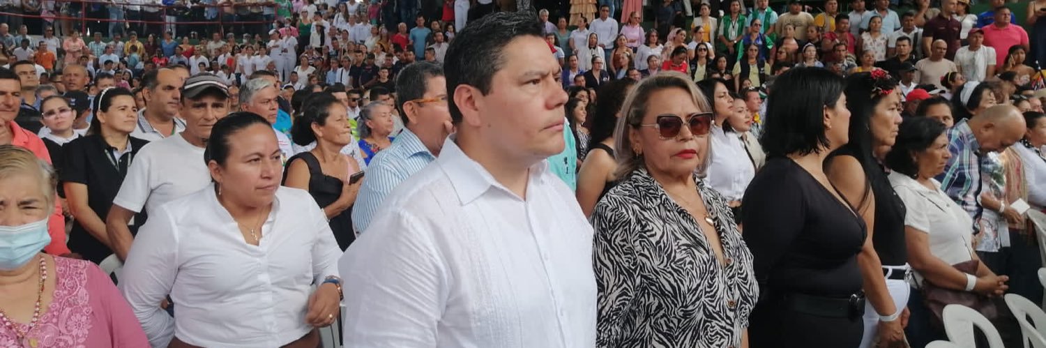 Harry González banner