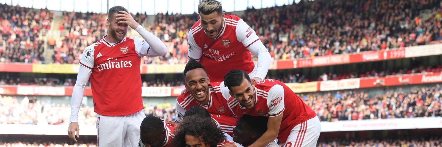 lliilloic's profile banner image