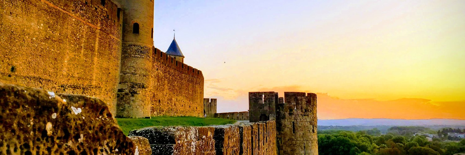 $danielKraft; banner