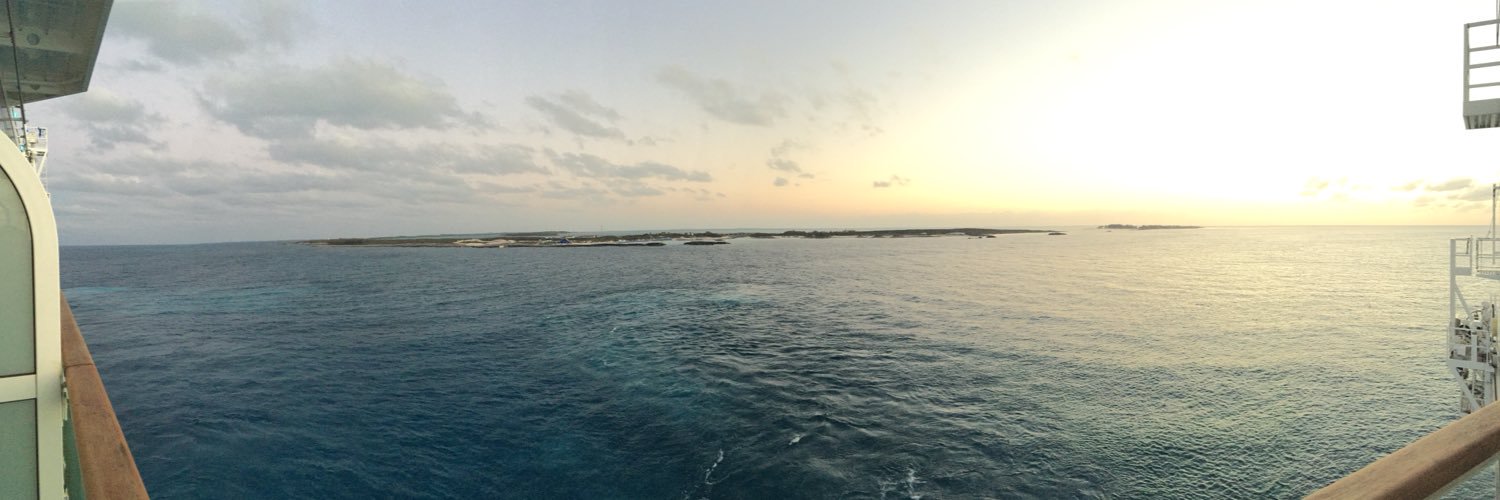 hannahsing's profile banner image