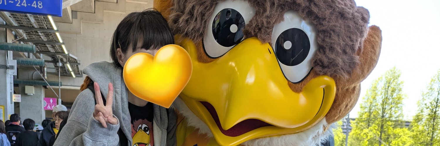 menegi's profile banner image