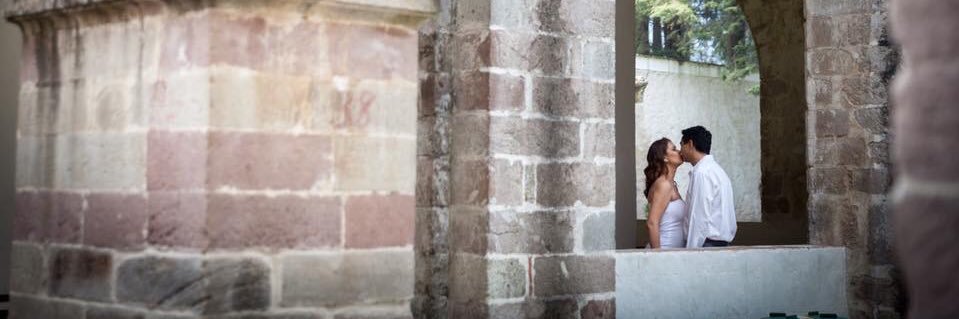 analaucue's profile banner image